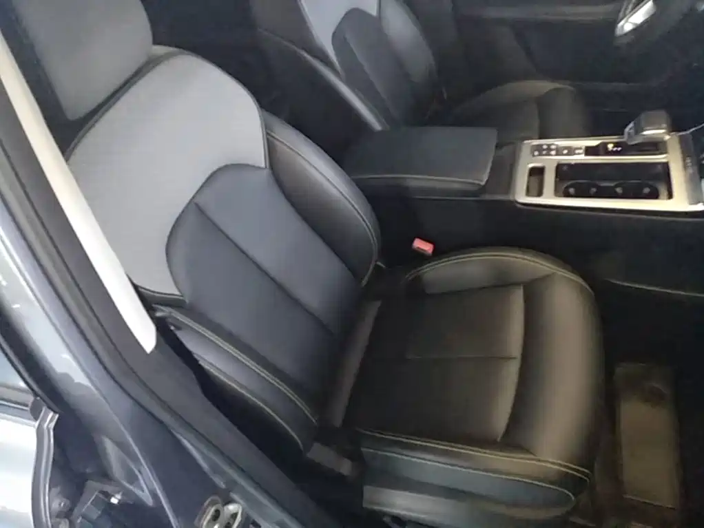 Roewe RX5 New Energy — миниатюра 25