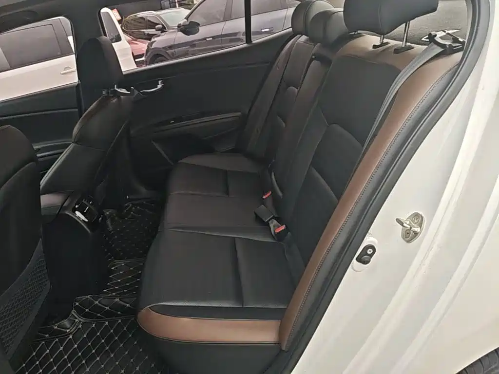 Kia K4 — миниатюра 17