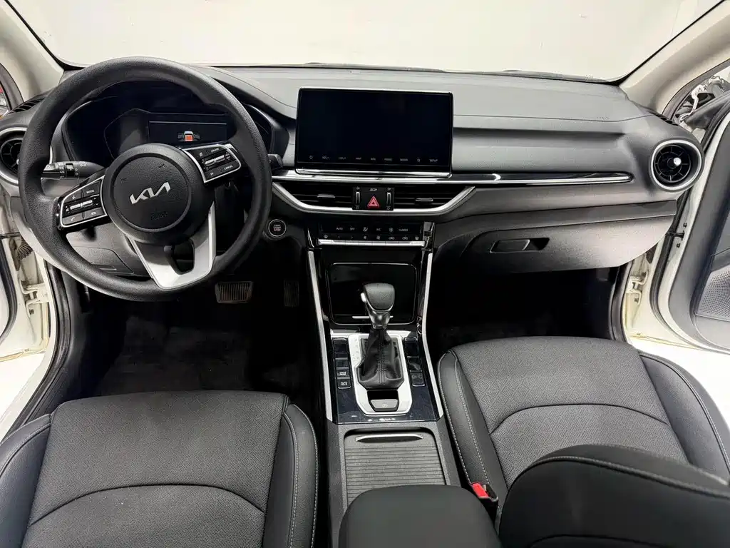 Kia K3 — миниатюра 9