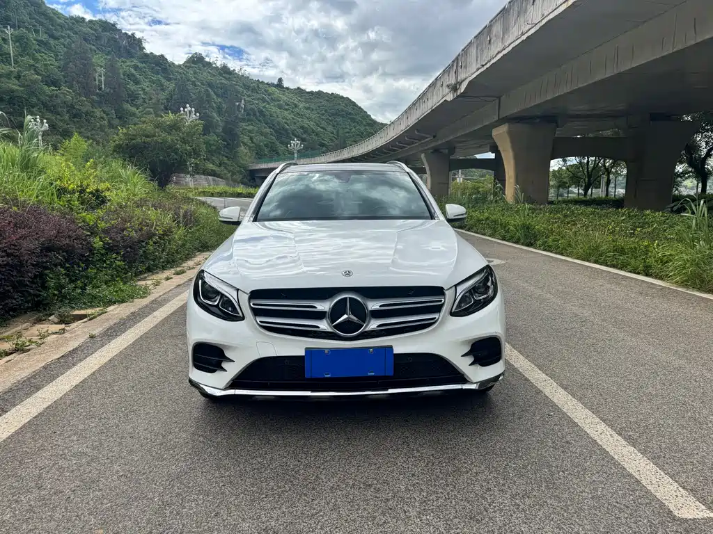 Mercedes-Benz GLC 2017 GLC 260 4MATIC