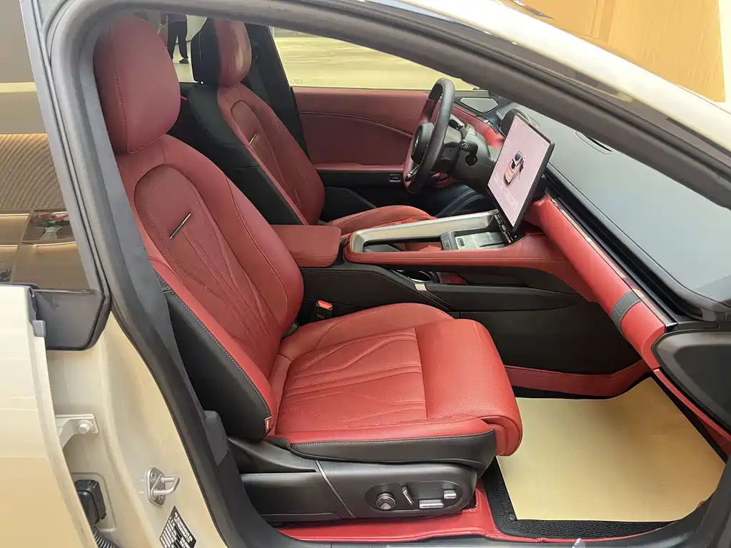 ZEEKR EXTREME KRYPTON 007GT