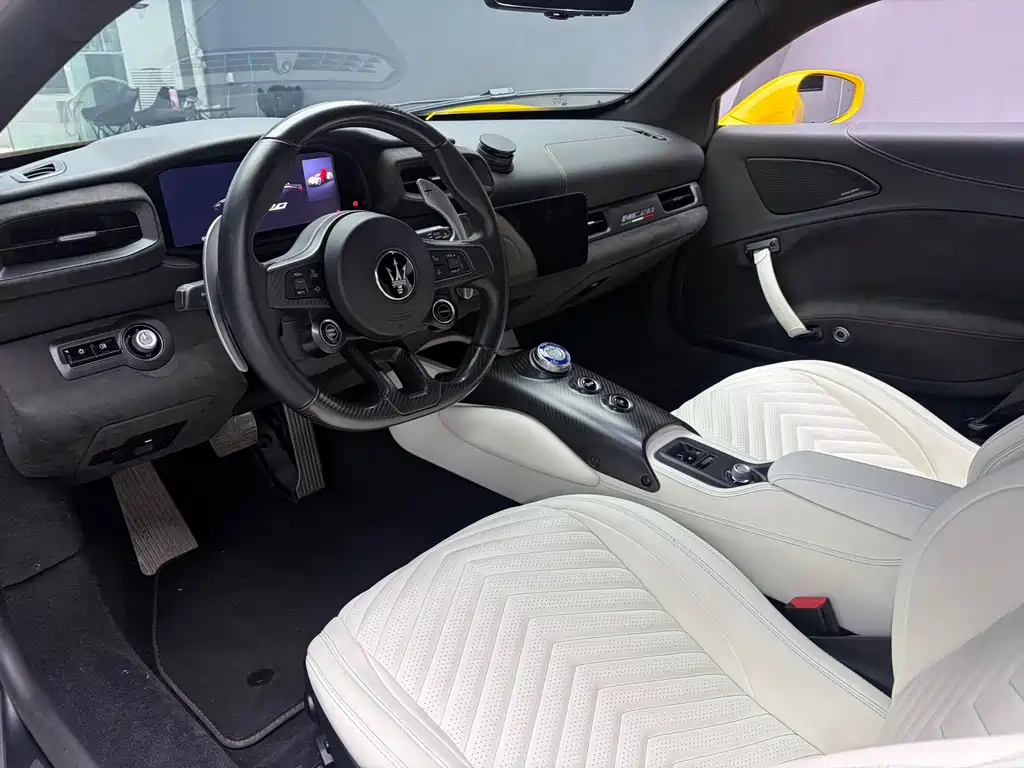 Maserati MC20 — миниатюра 18