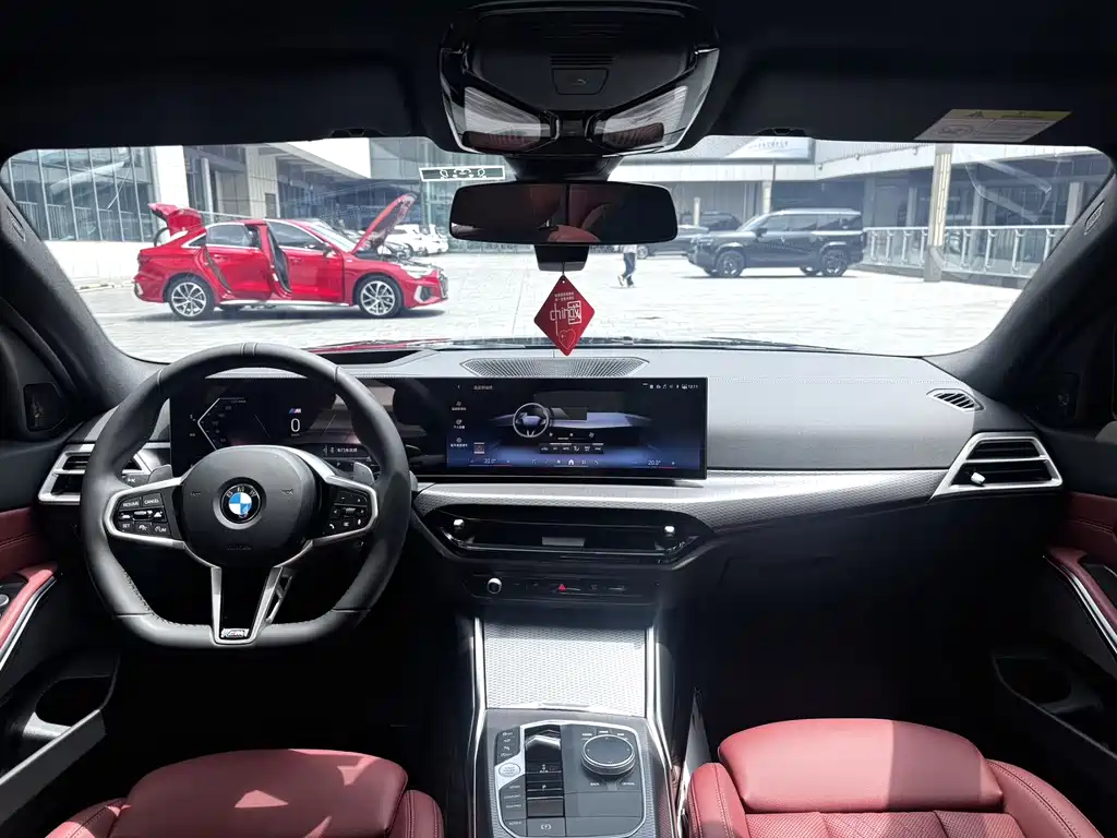 BMW 3 Series 3 2025 330i M Sport