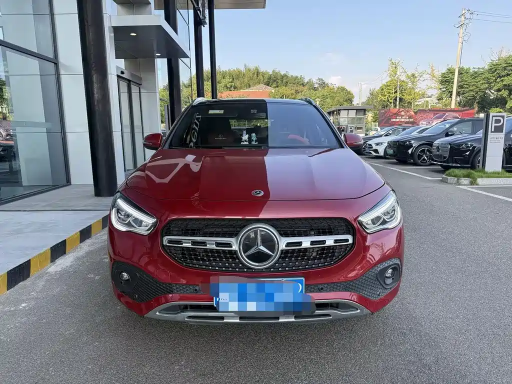 Mercedes-Benz GLA — миниатюра 2