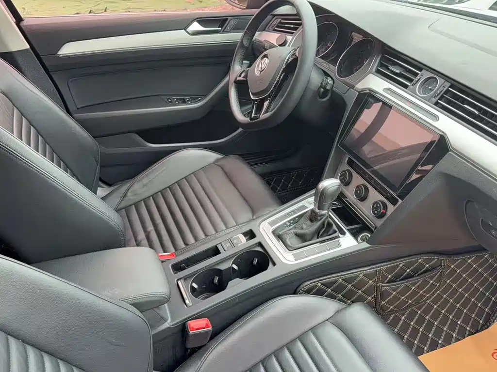 Volkswagen Magotan — миниатюра 5