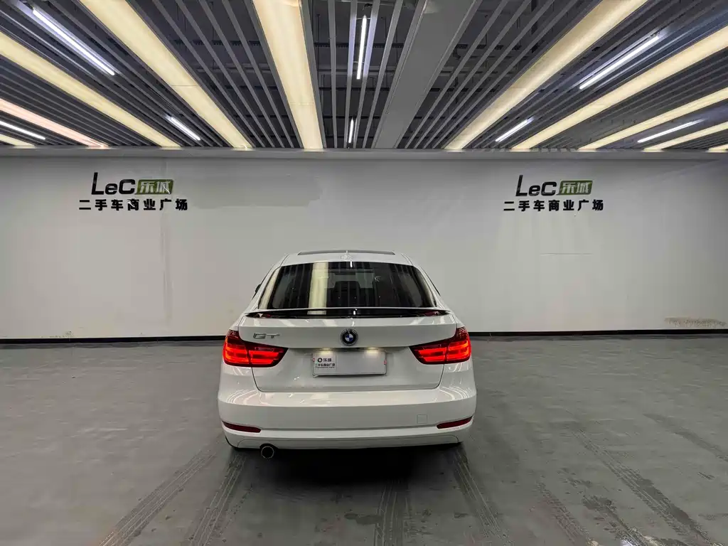 BMW 3 Series GT 3 GT 2016 320i Fashion