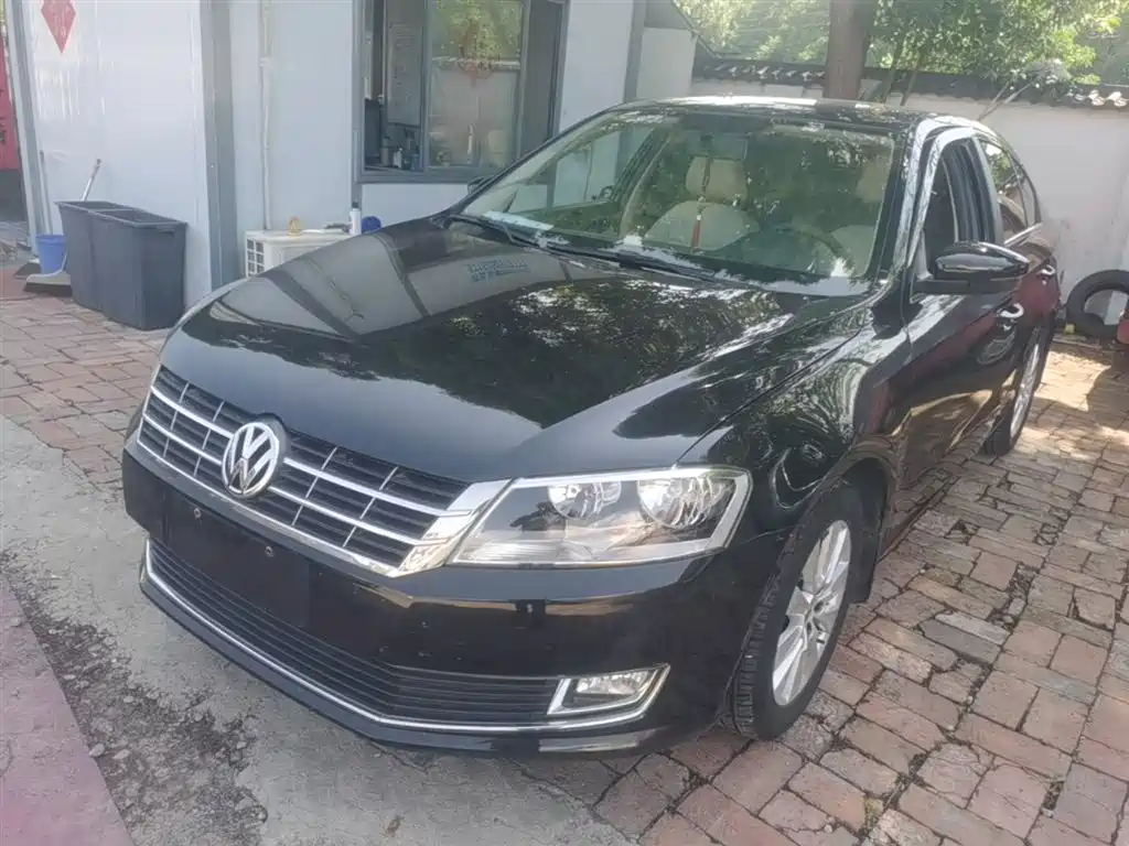 Volkswagen Lavida 2015