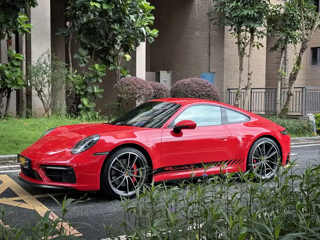 Porsche 911