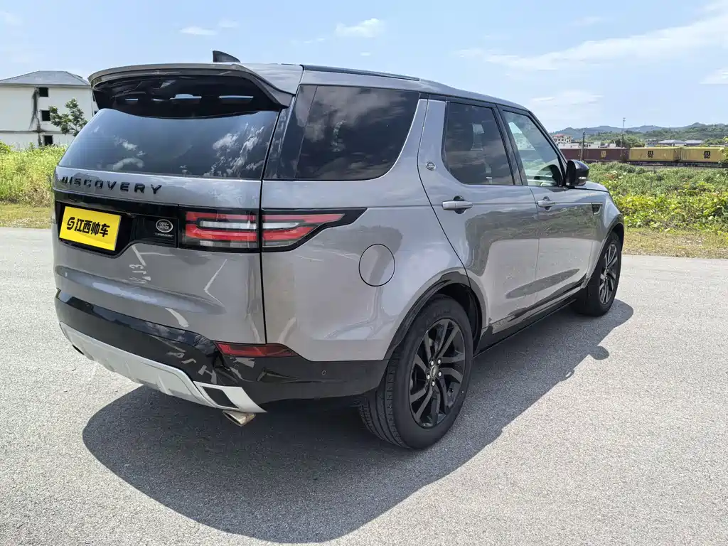 Land Rover Discovery 2020 2.0T 30