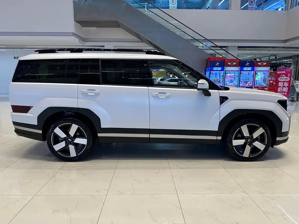 Hyundai Santa Fe — миниатюра 9