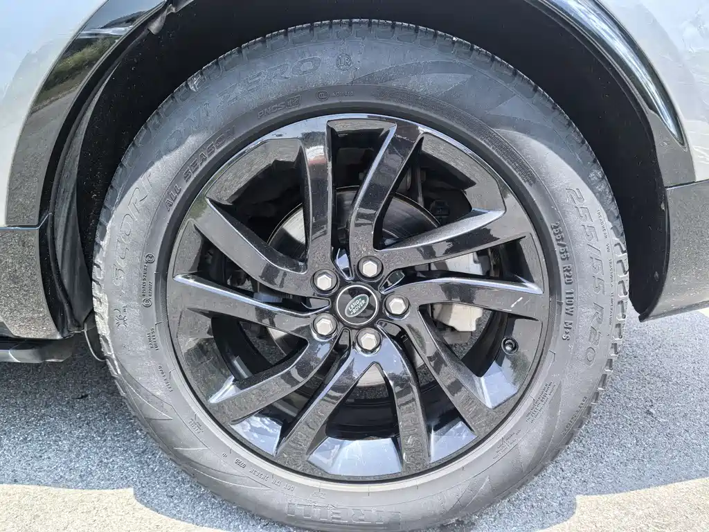 Land Rover Discovery 2020 2.0T 30