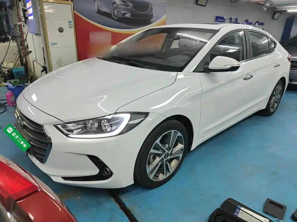 Hyundai Elantra 2016 1.6L AT Elite