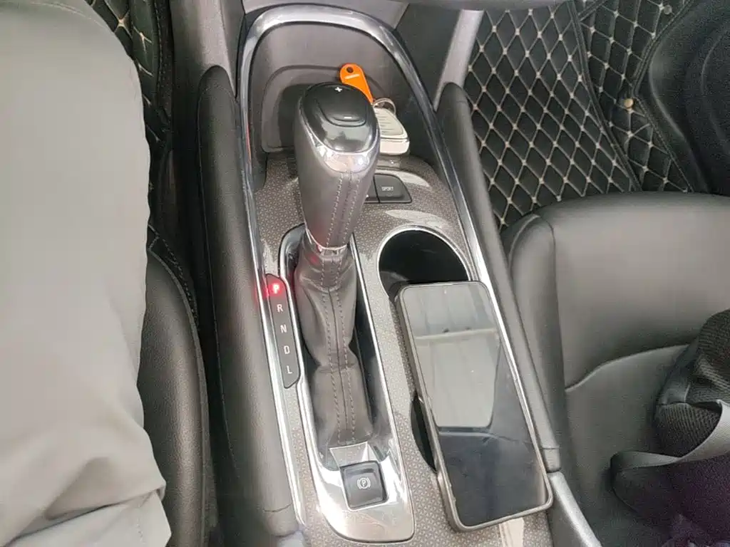 Chevrolet Malibu XL — миниатюра 14