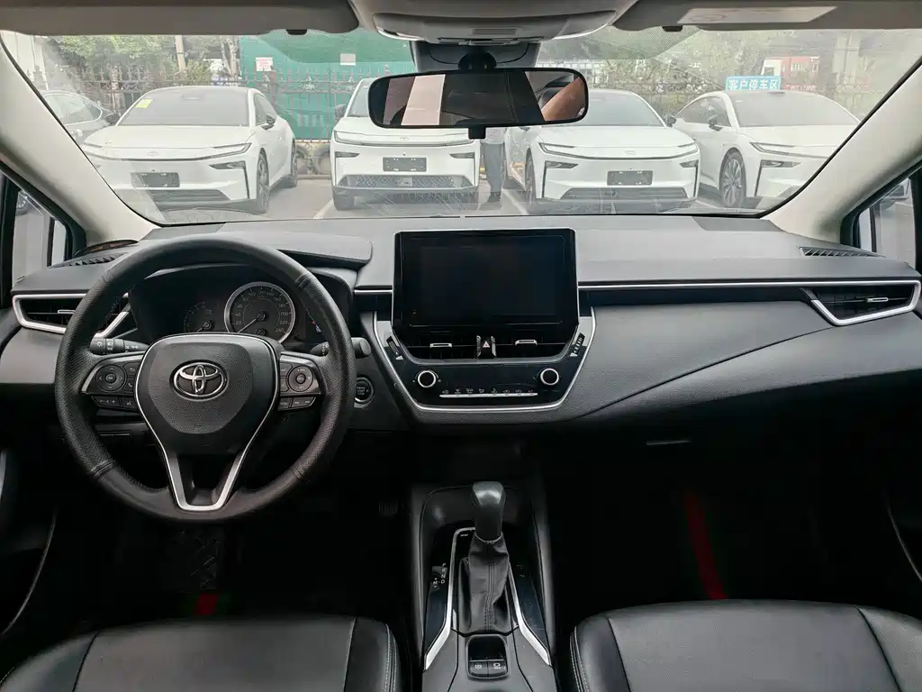 Toyota Corolla — миниатюра 7