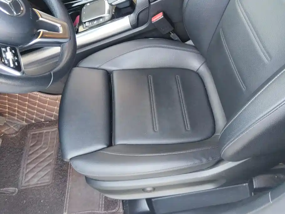 Mercedes-Benz GLA — миниатюра 9