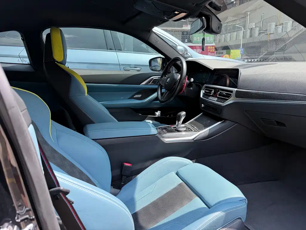 BMW M4 — миниатюра 10