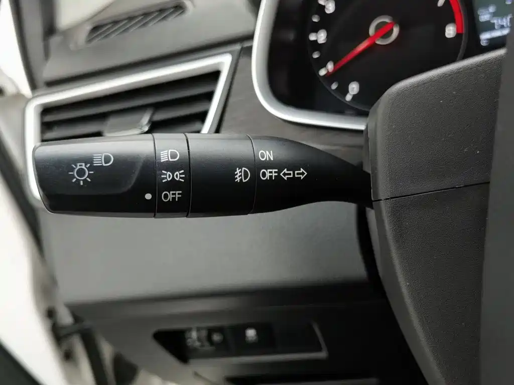 Baojun 310 — миниатюра 21