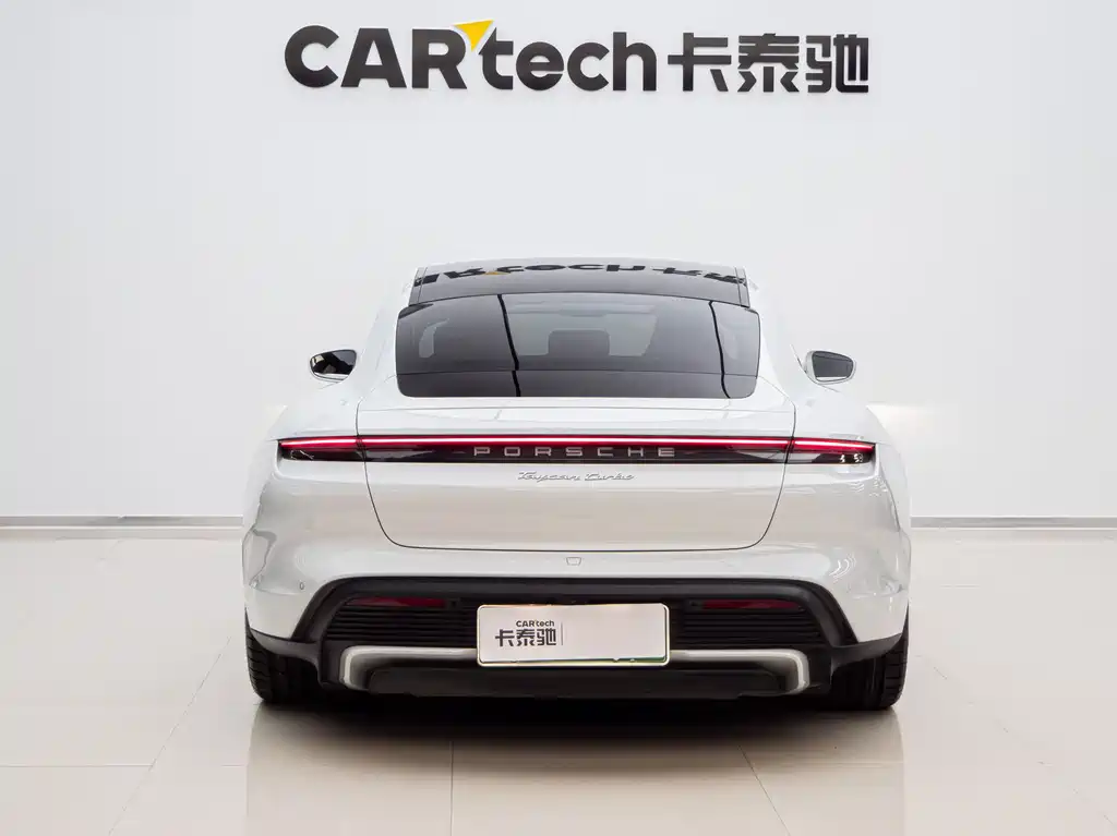 Porsche Taycan 2019 Taycan Turbo