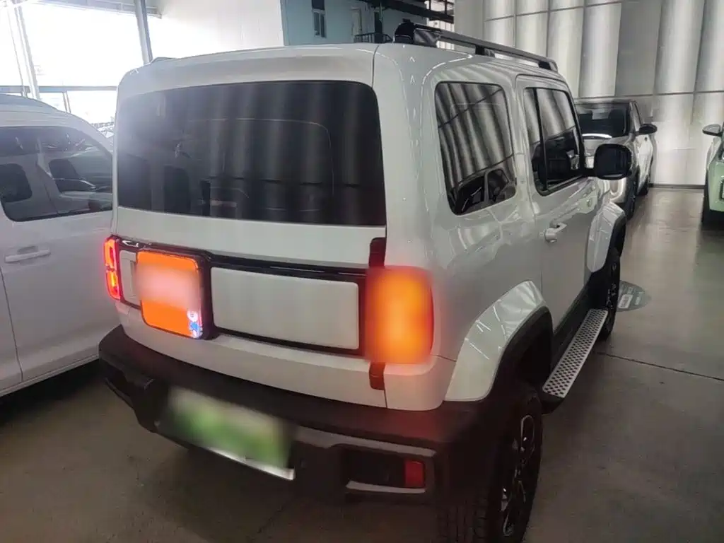 Baojun Yueye — миниатюра 7