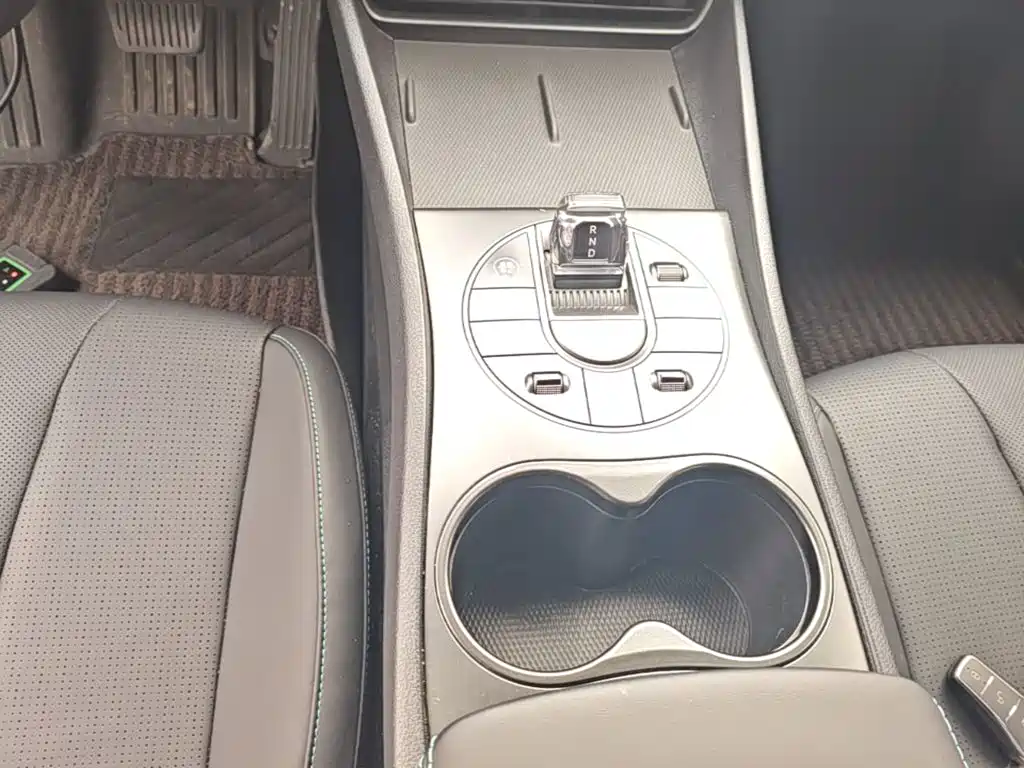 BYD Seal 05 DM-i — миниатюра 14