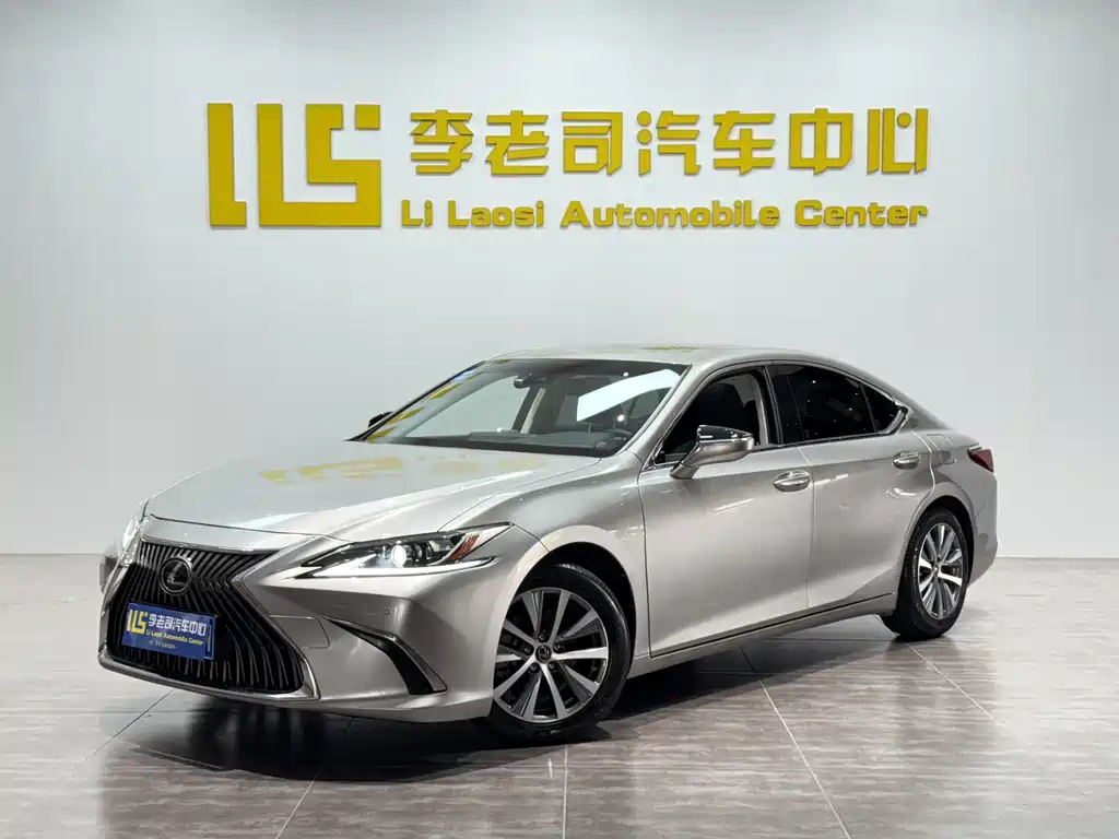 Lexus ES 2020 200 Luxury Edition
