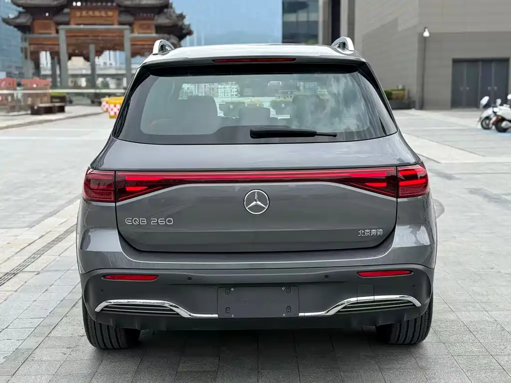 Mercedes-Benz EQB 2025 EQB 260