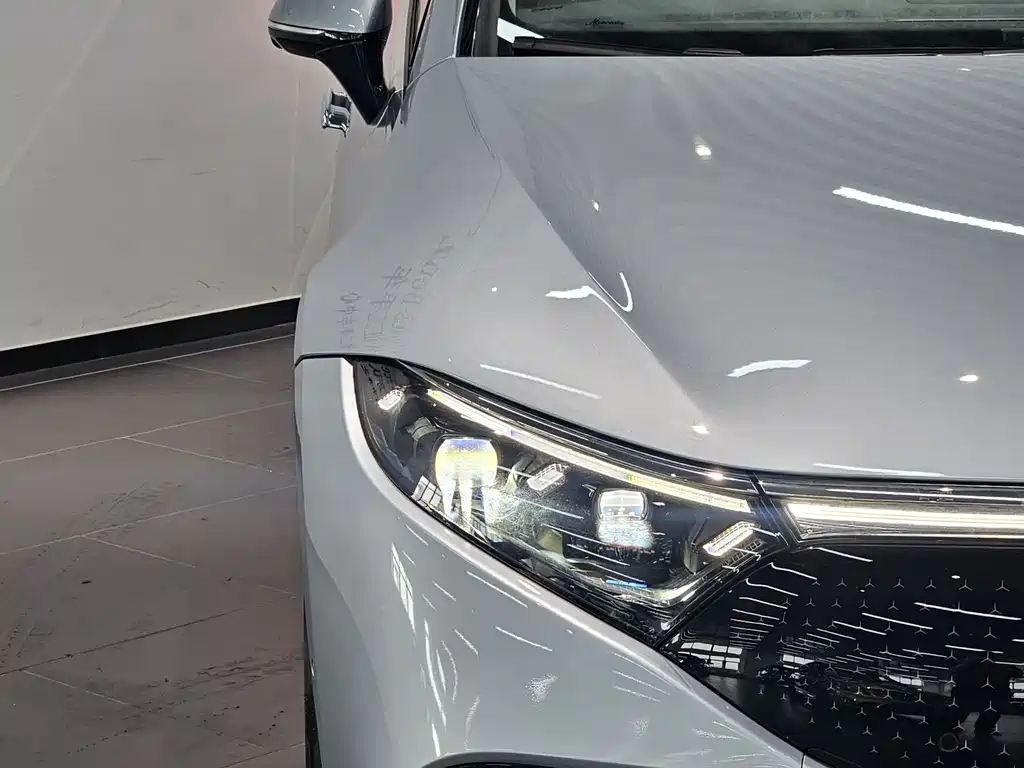 Mercedes-Benz EQS 2022 450+