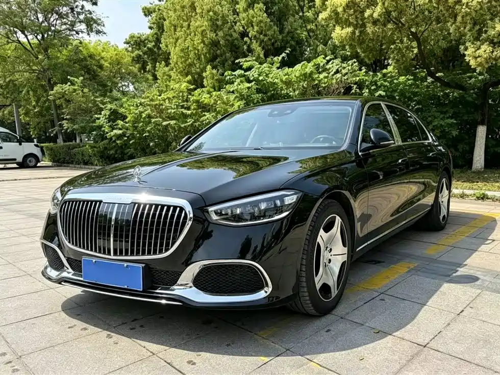 Mercedes-Benz S-Class 2024