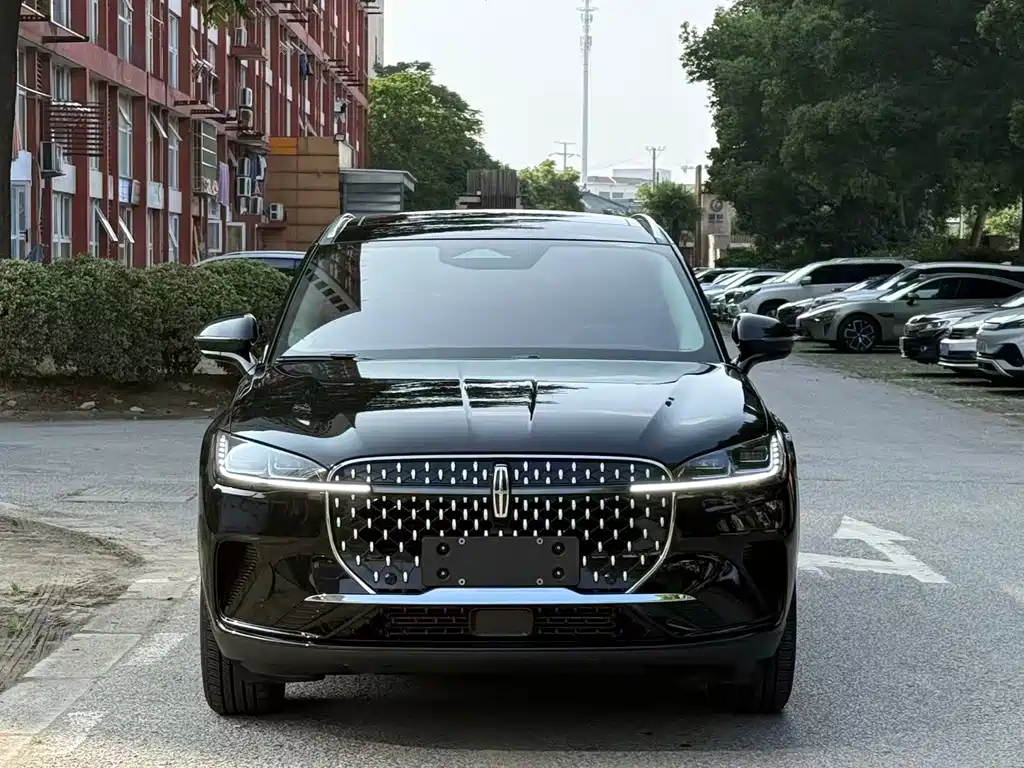 Lincoln Corsair 2023 2.0T
