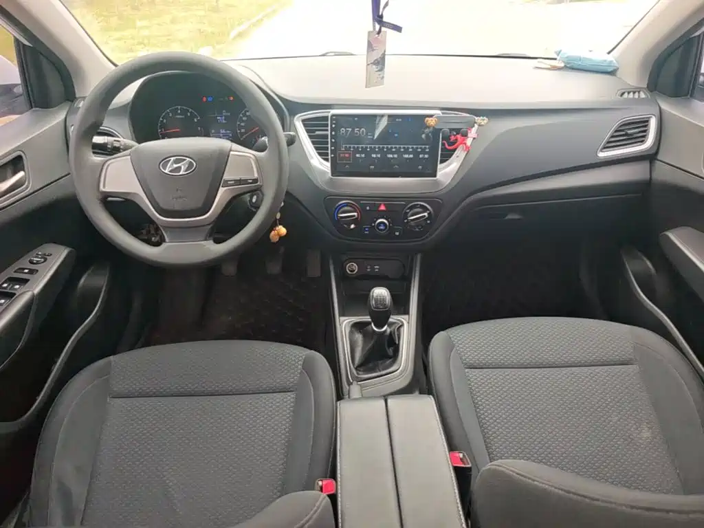 Hyundai Verna — миниатюра 10