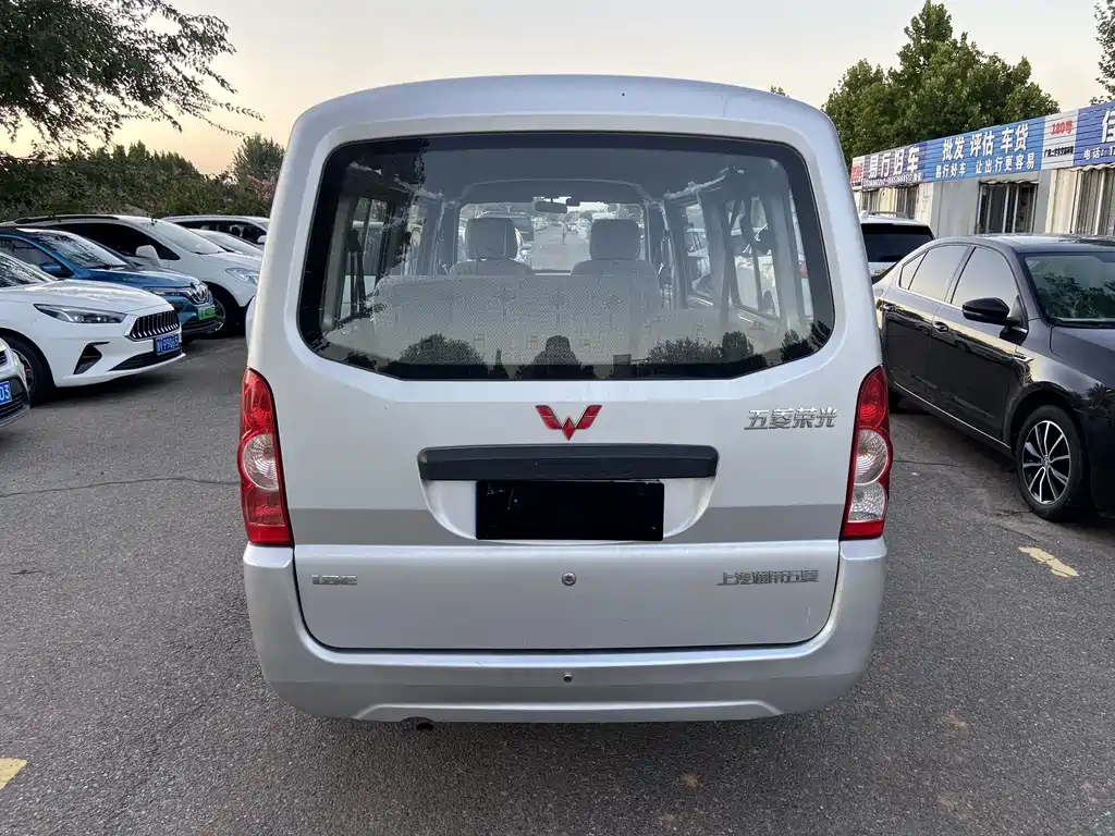 Wuling Rongguang — миниатюра 5