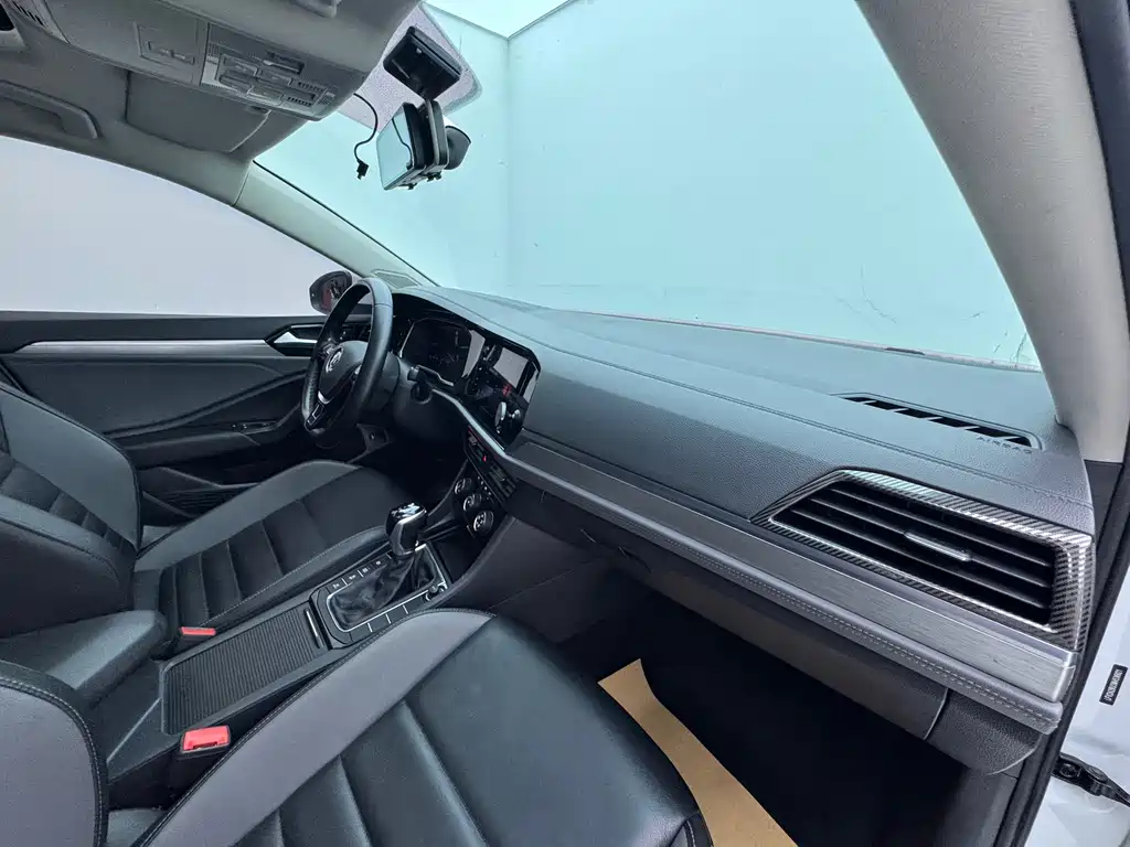 Volkswagen Sagitar — миниатюра 8