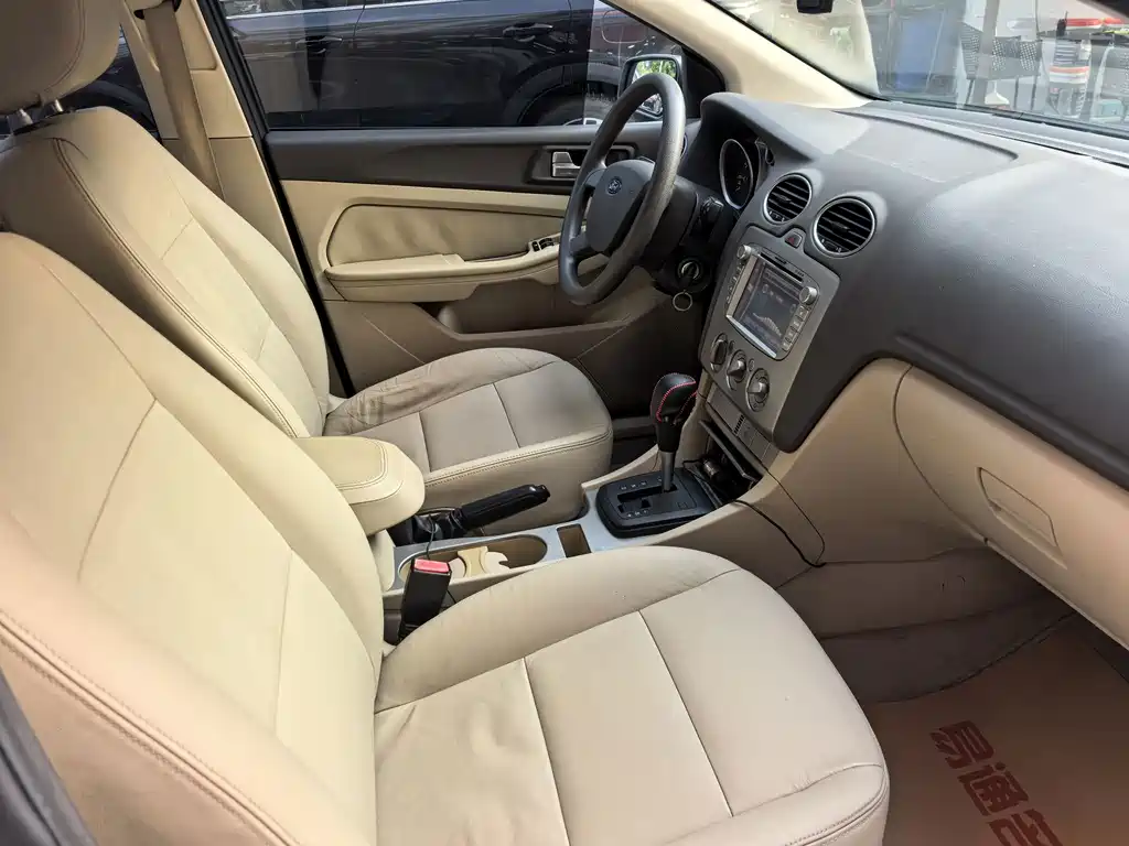Ford Focus — миниатюра 9