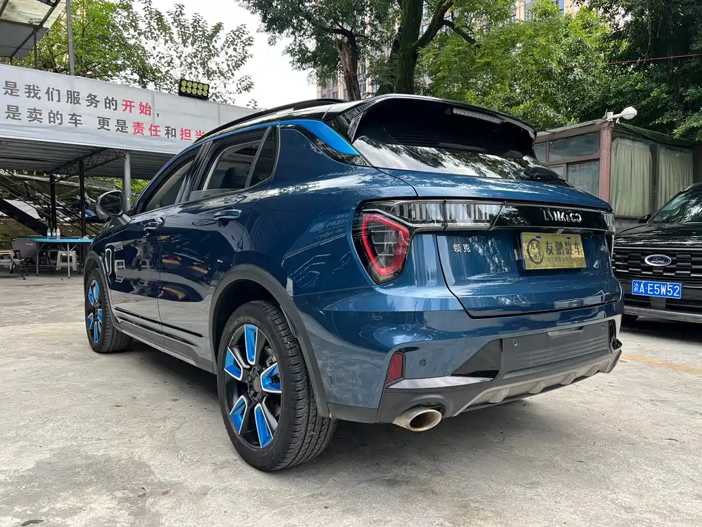 Lynk & Co 01 — миниатюра 18