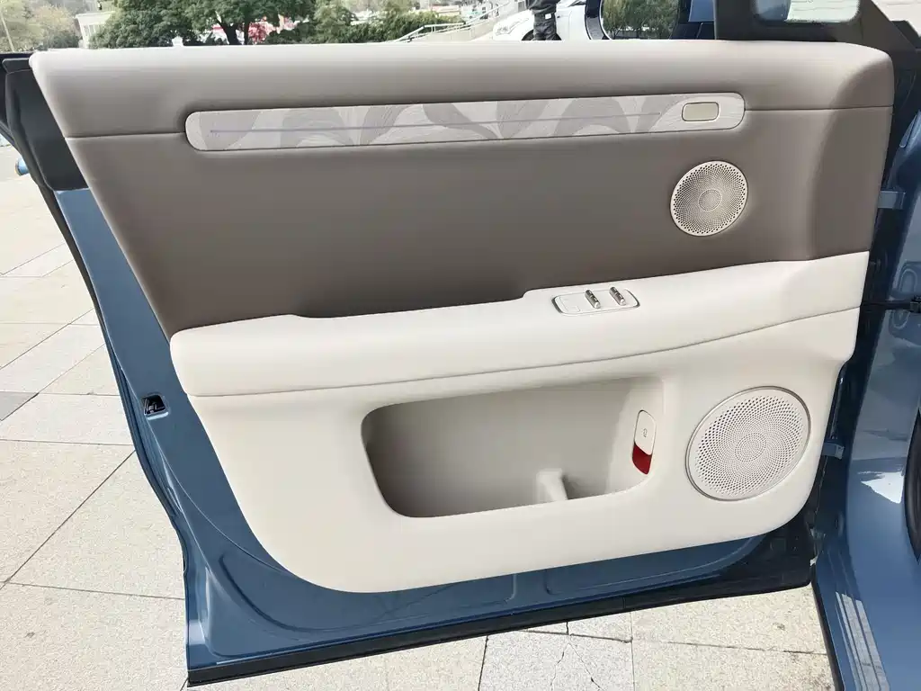 ZHIJI AUTOMOBILE ZHIJI LS6