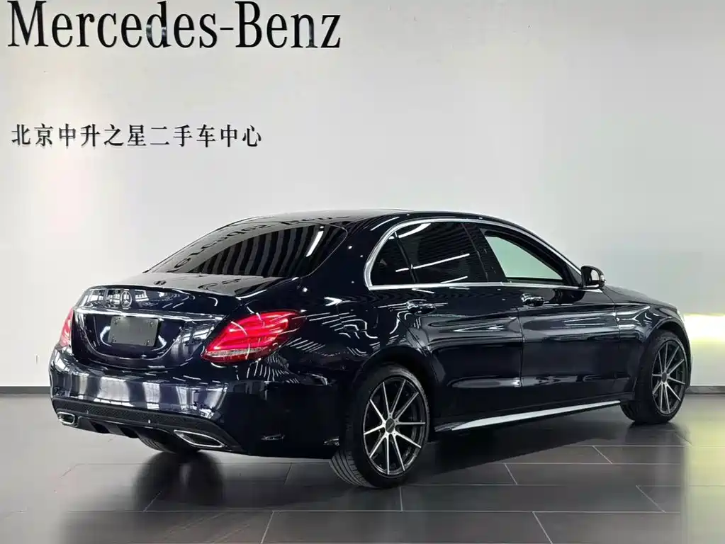 Mercedes-Benz C-Class — миниатюра 3