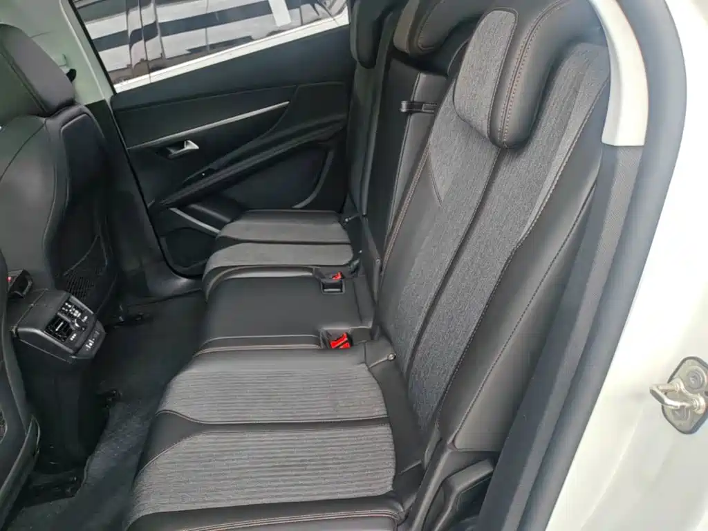 Peugeot 5008 — миниатюра 17