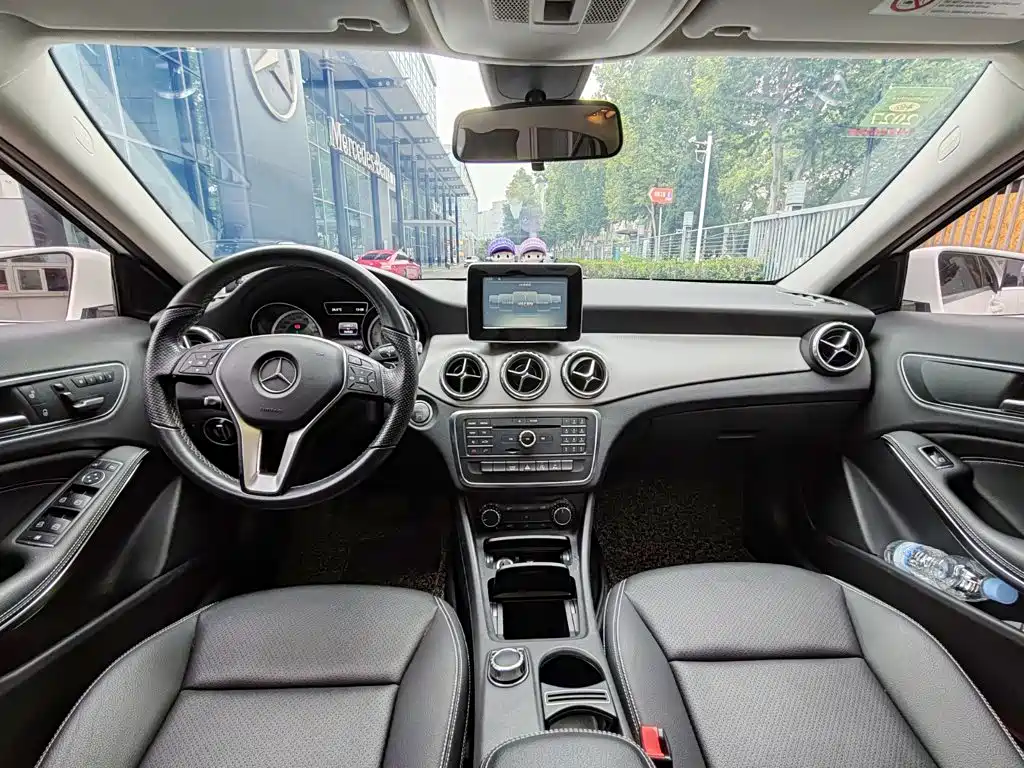 Mercedes-Benz GLA — миниатюра 13