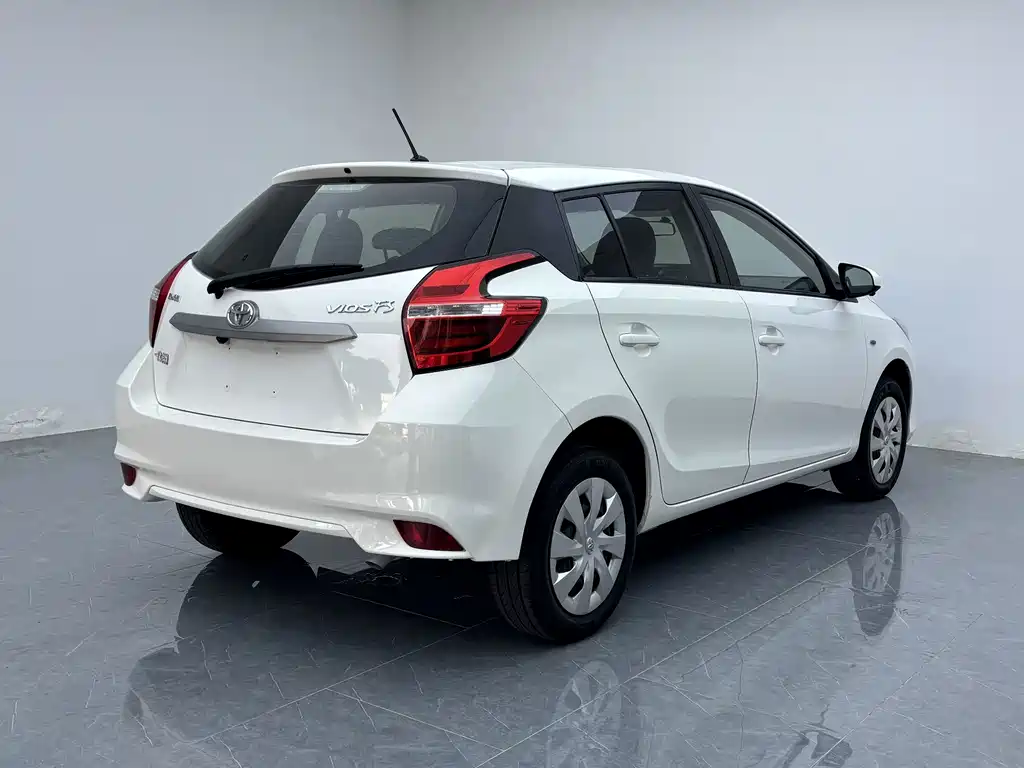 Toyota Vios FS — миниатюра 19