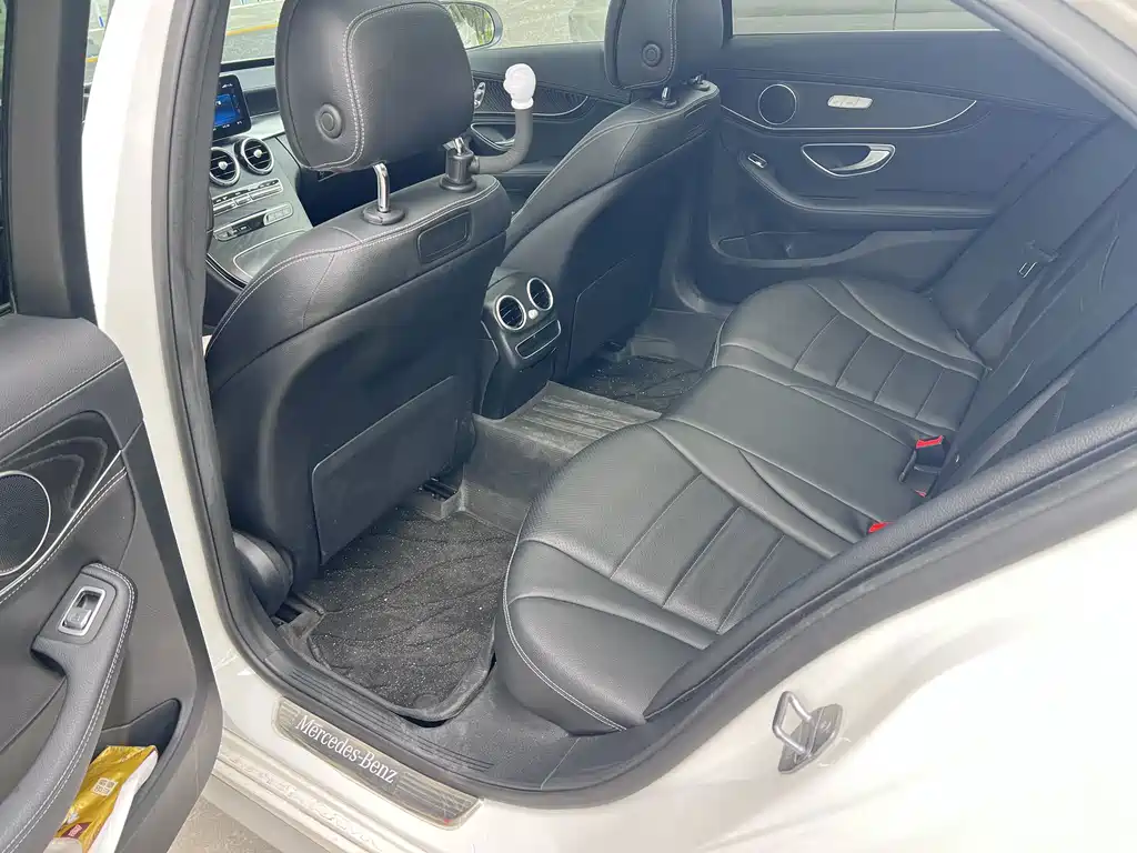 Mercedes-Benz C-Class — миниатюра 5