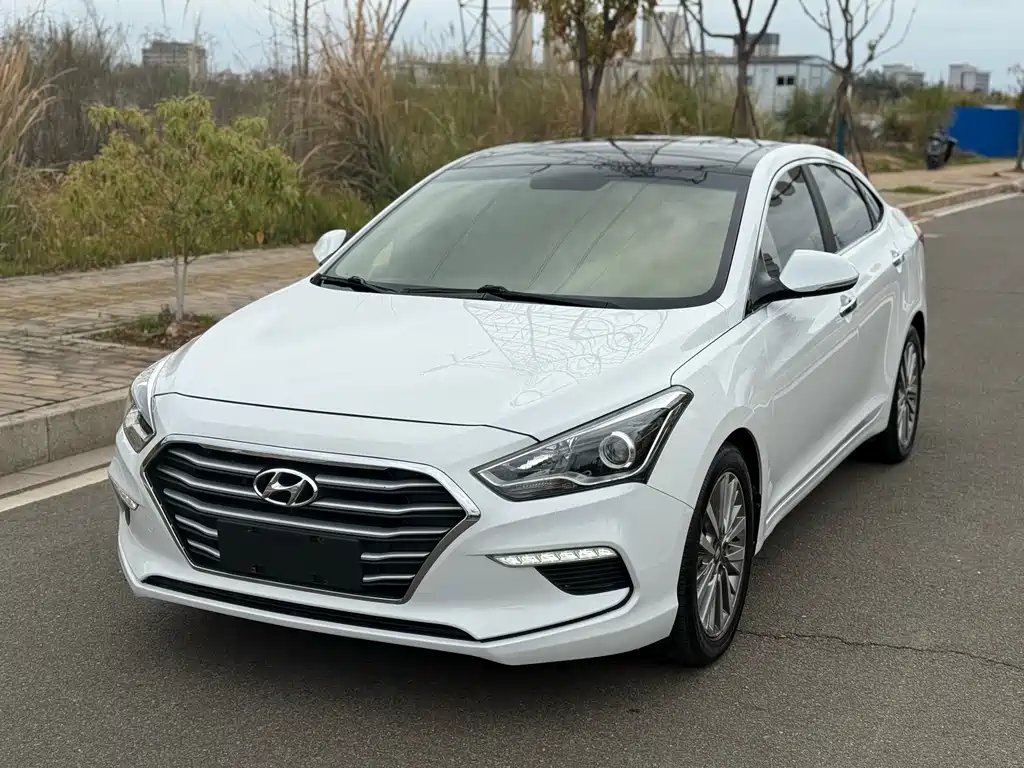 Hyundai Mistra 2017
