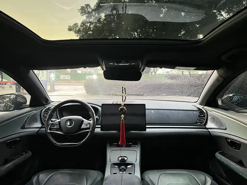 BYD Han — миниатюра 10
