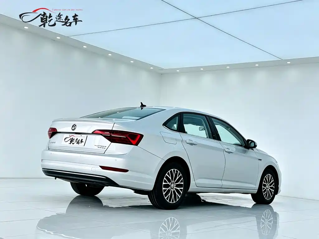 Volkswagen Sagitar — миниатюра 7