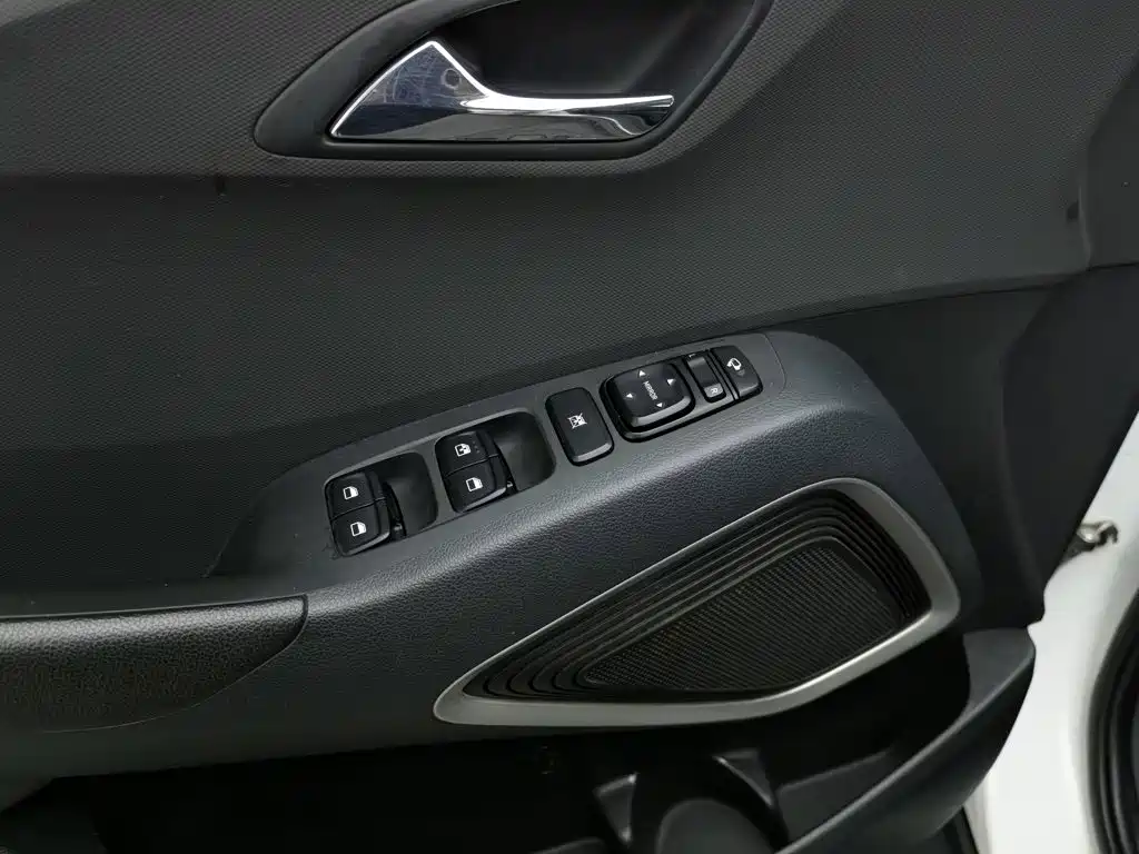Hyundai ix35 — миниатюра 9