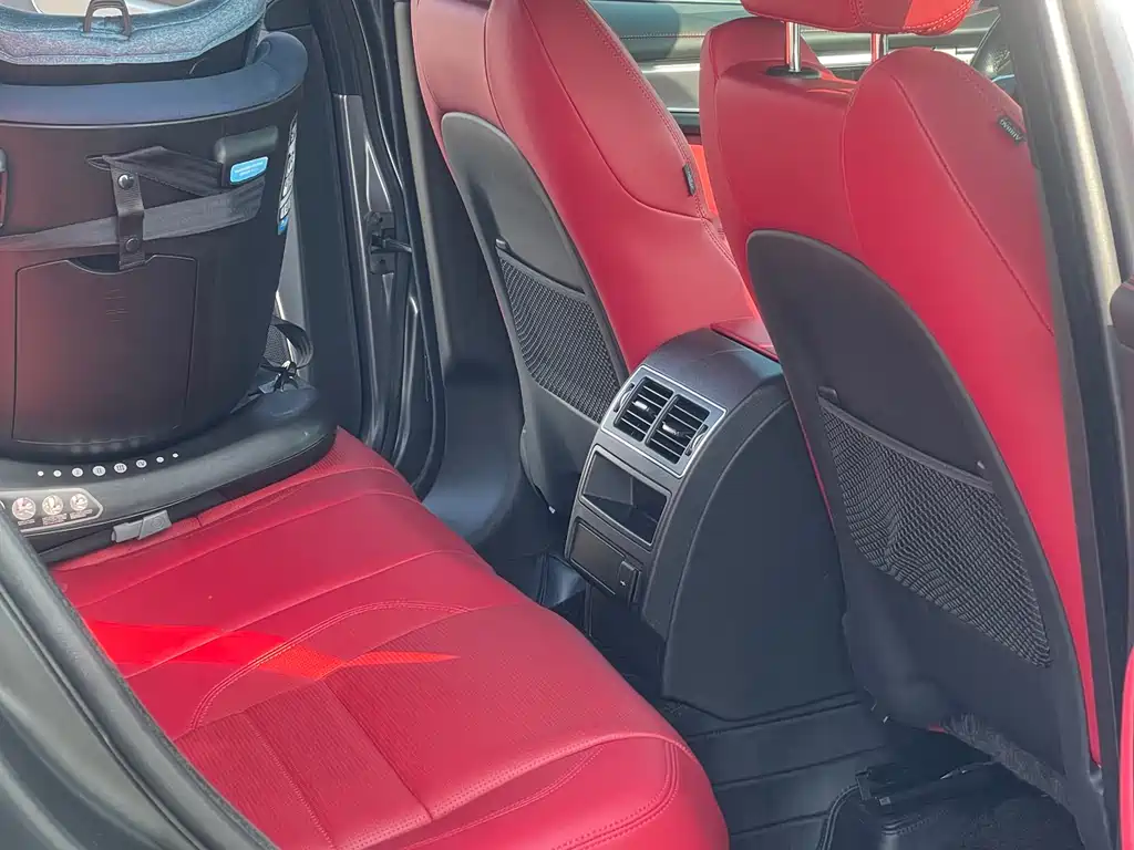Jaguar F-Pace 2022 P340 R-Dynamic SE