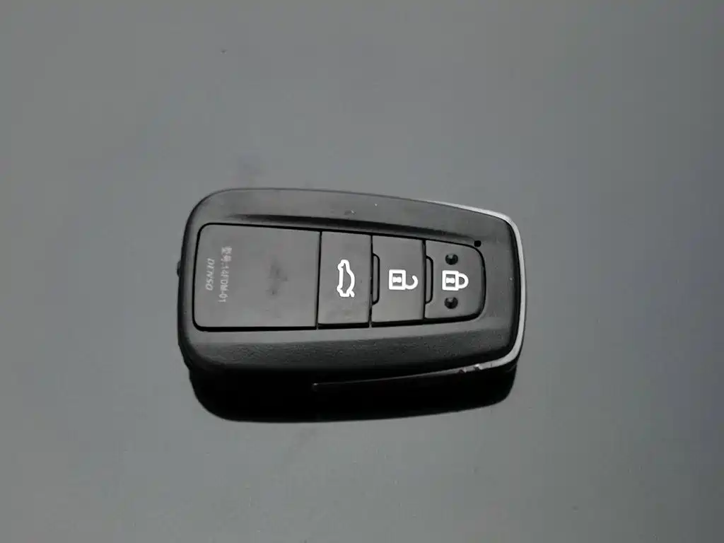 Toyota Avalon — миниатюра 19
