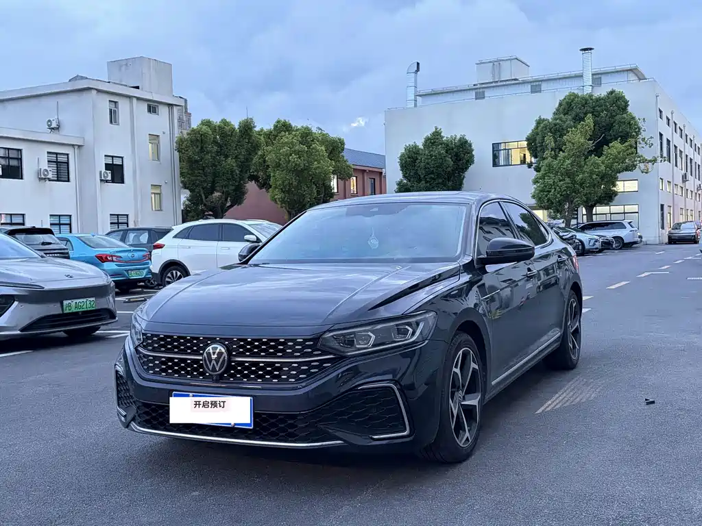 Volkswagen Passat — миниатюра 3