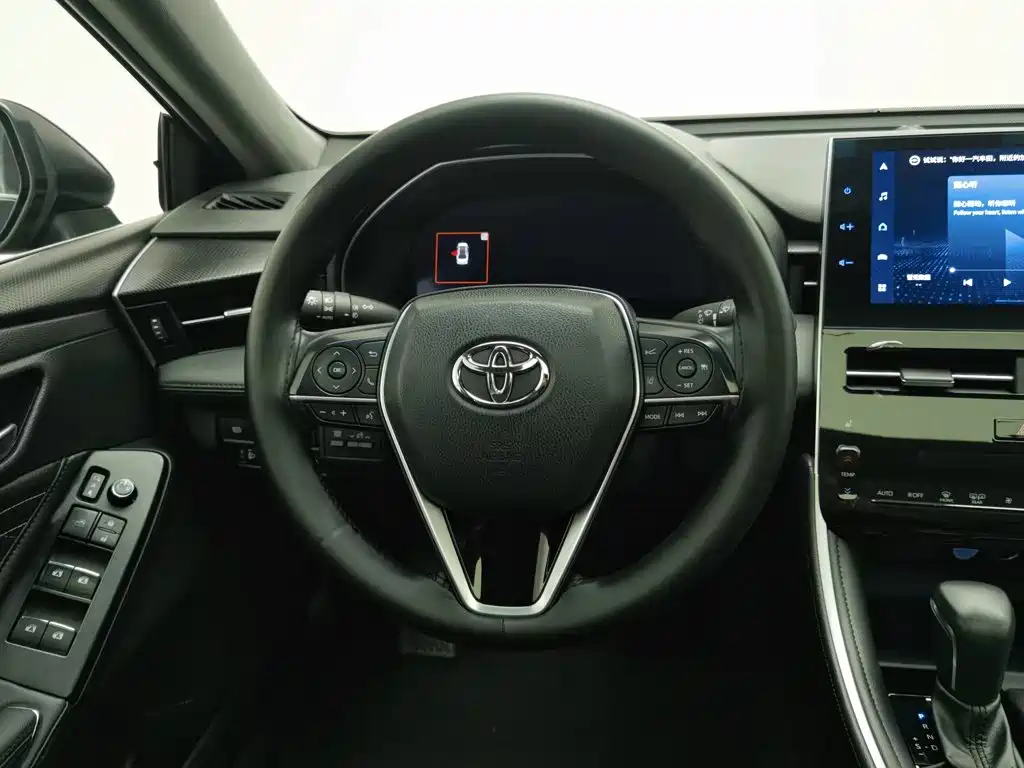 Toyota Avalon — миниатюра 11