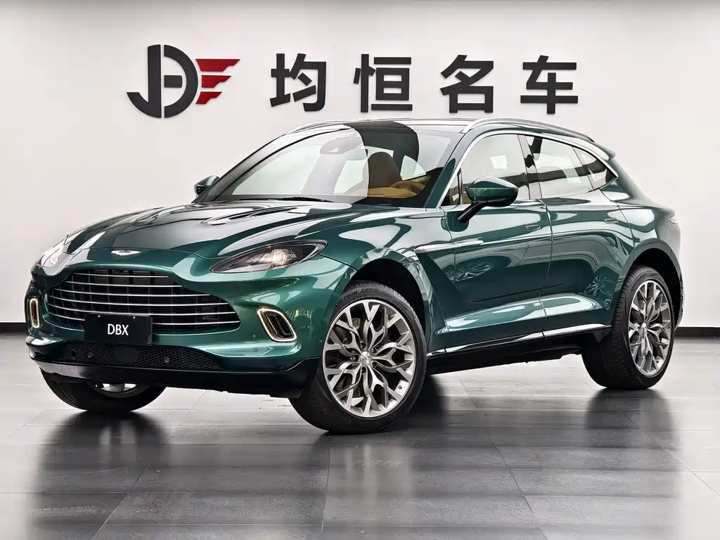 Aston Martin DBX 0