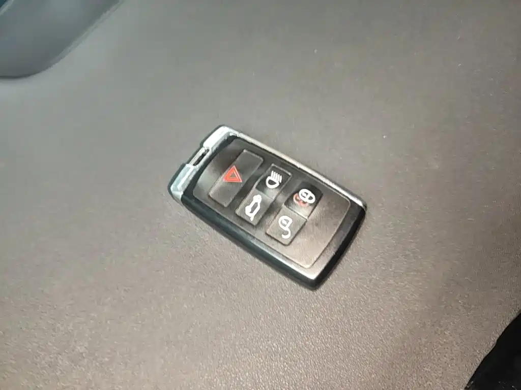 Land Rover Discovery Sport — миниатюра 9